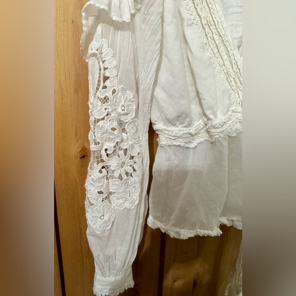 FARM Rio V-Neck Wrap Tie Top - Picture 6 of 13